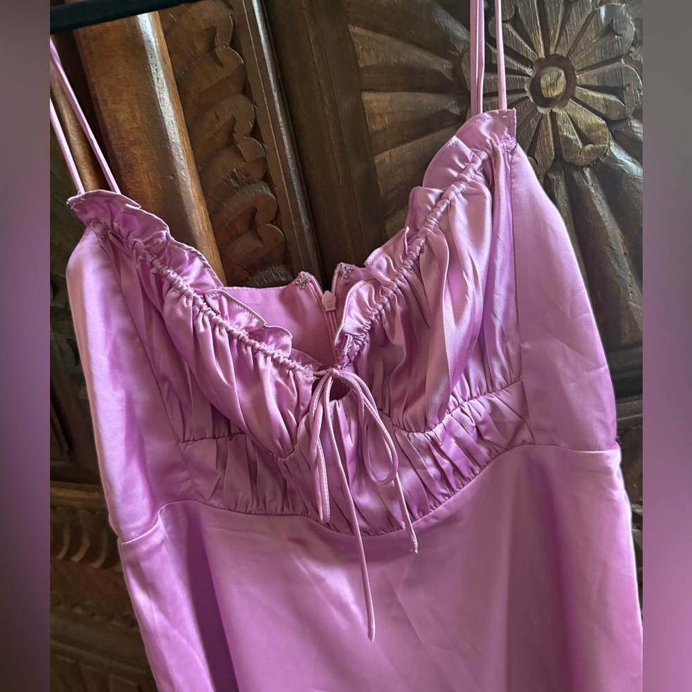 NWT ASTR ELLISON SATIN SWEETHEART MINI DRESS, ORCHID, MEDIUM - Picture 9 of 16